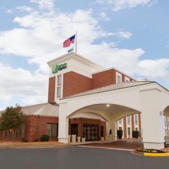 Holiday Inn Express Fredericksburg - Southpoint By IHG Thumbnail